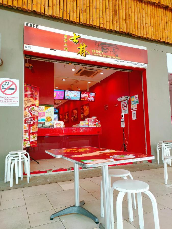 Legoland 3Min Lakeview Happyrainbowsuite 7Pax 2R2B Nusajaya  Luaran gambar