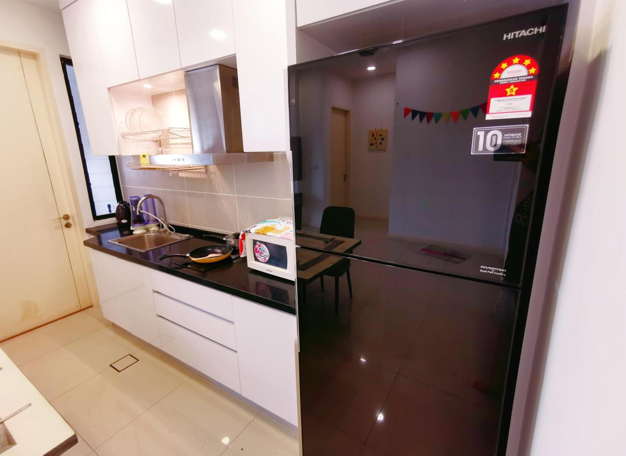 Legoland 3Min Lakeview Happyrainbowsuite 7Pax 2R2B Nusajaya  Luaran gambar